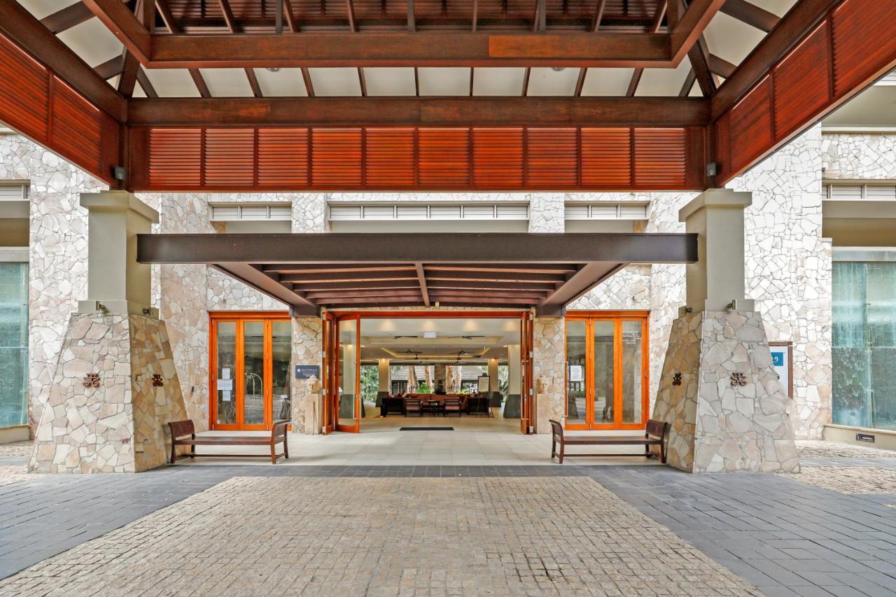 Private Apartments In The Temple Beachfront Resort パーム・コーブ エクステリア 写真