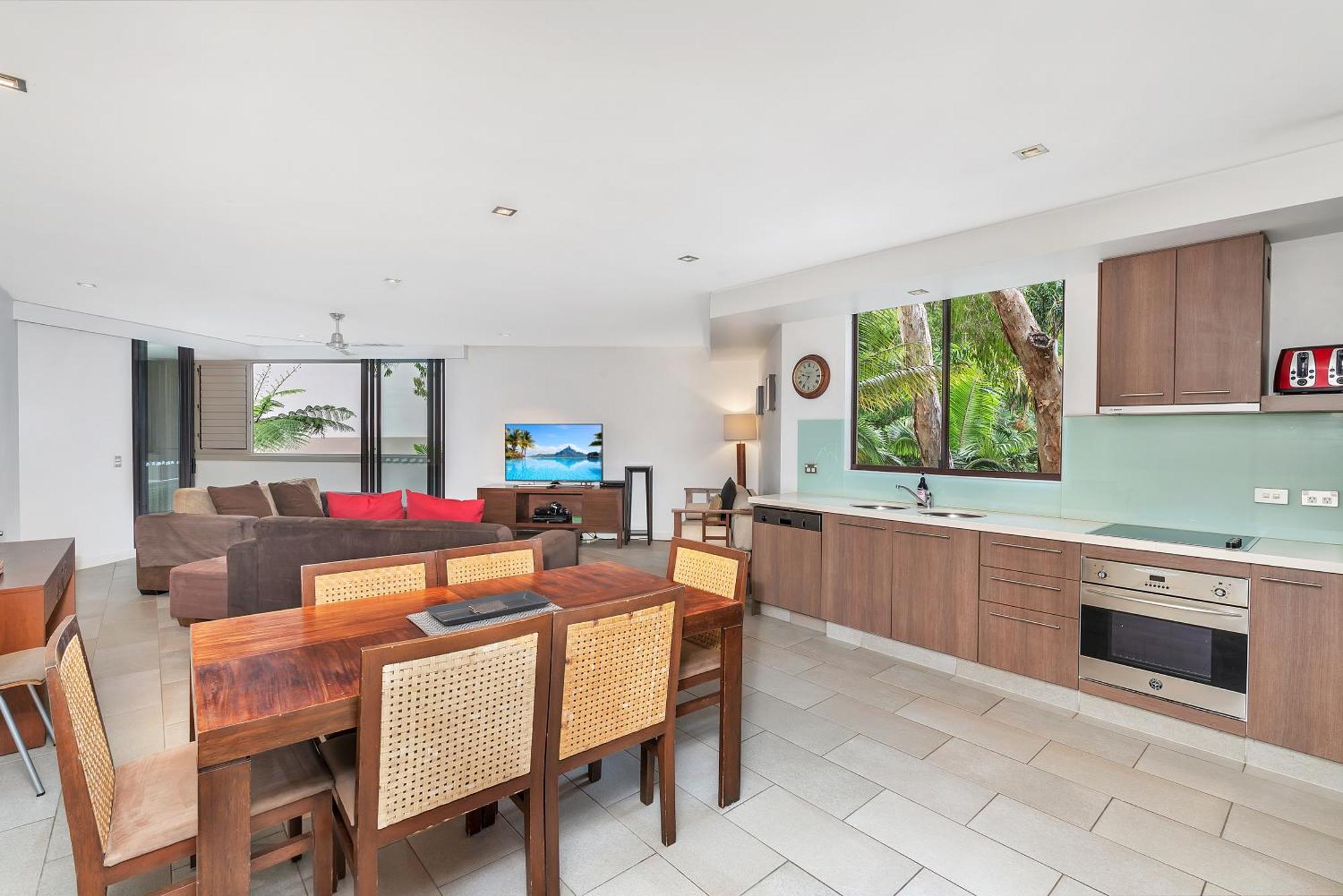 Private Apartments In The Temple Beachfront Resort パーム・コーブ 部屋 写真