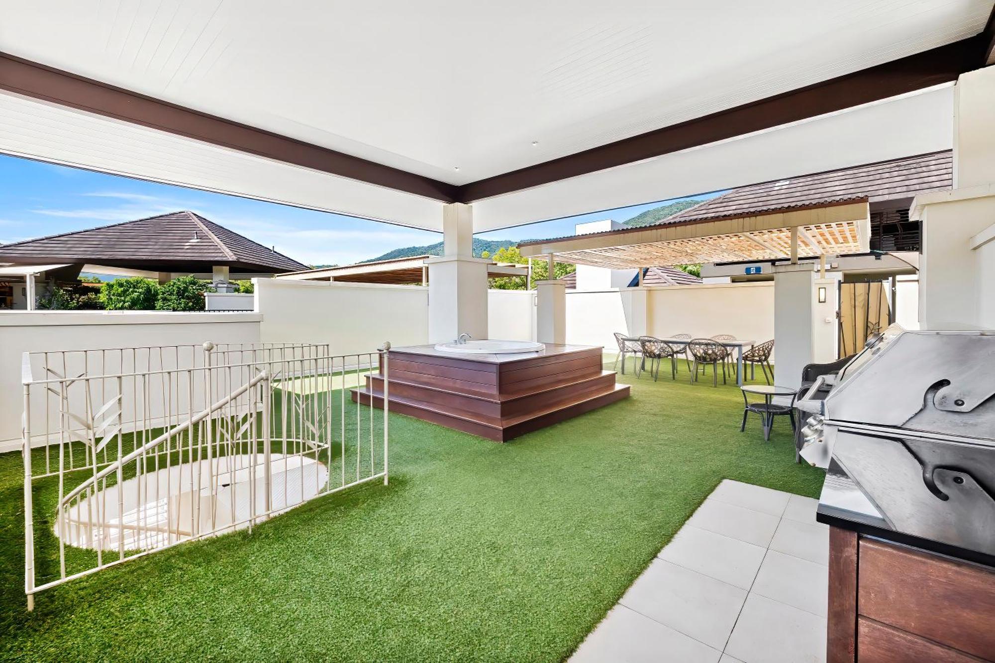 Private Apartments In The Temple Beachfront Resort パーム・コーブ 部屋 写真