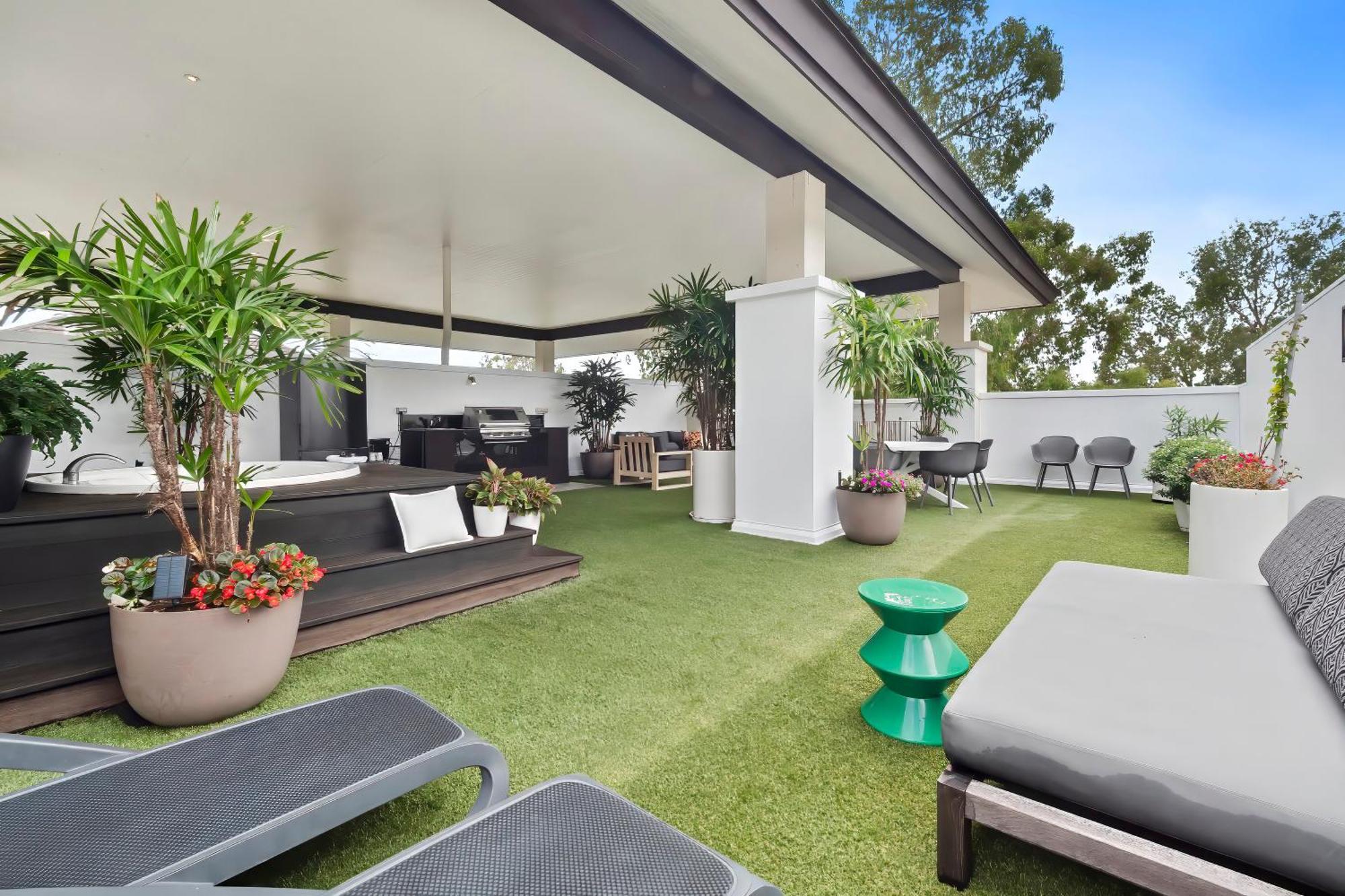 Private Apartments In The Temple Beachfront Resort パーム・コーブ 部屋 写真