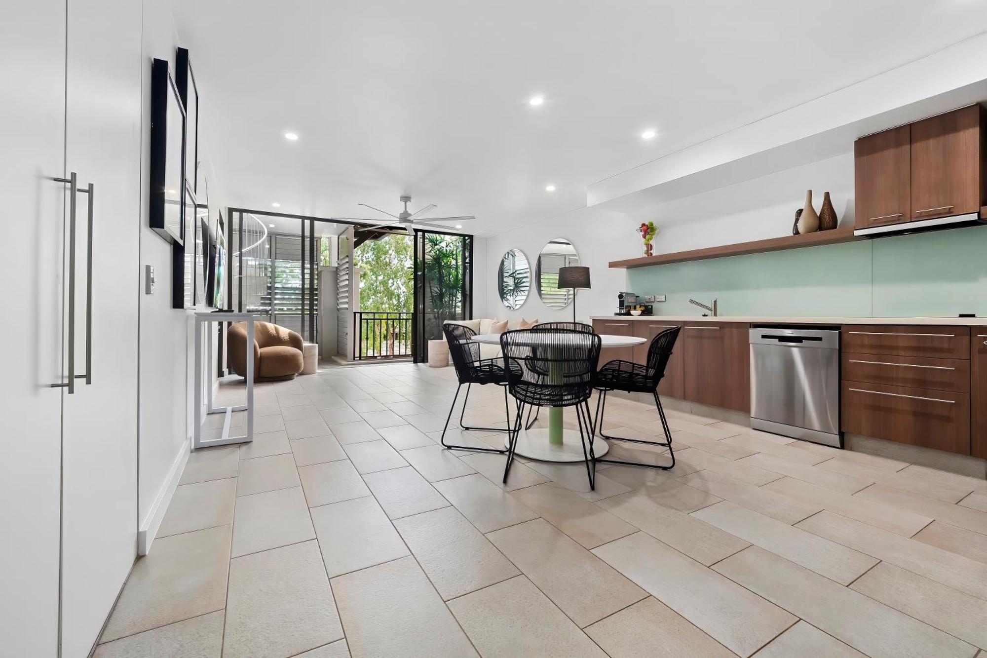 Private Apartments In The Temple Beachfront Resort パーム・コーブ 部屋 写真