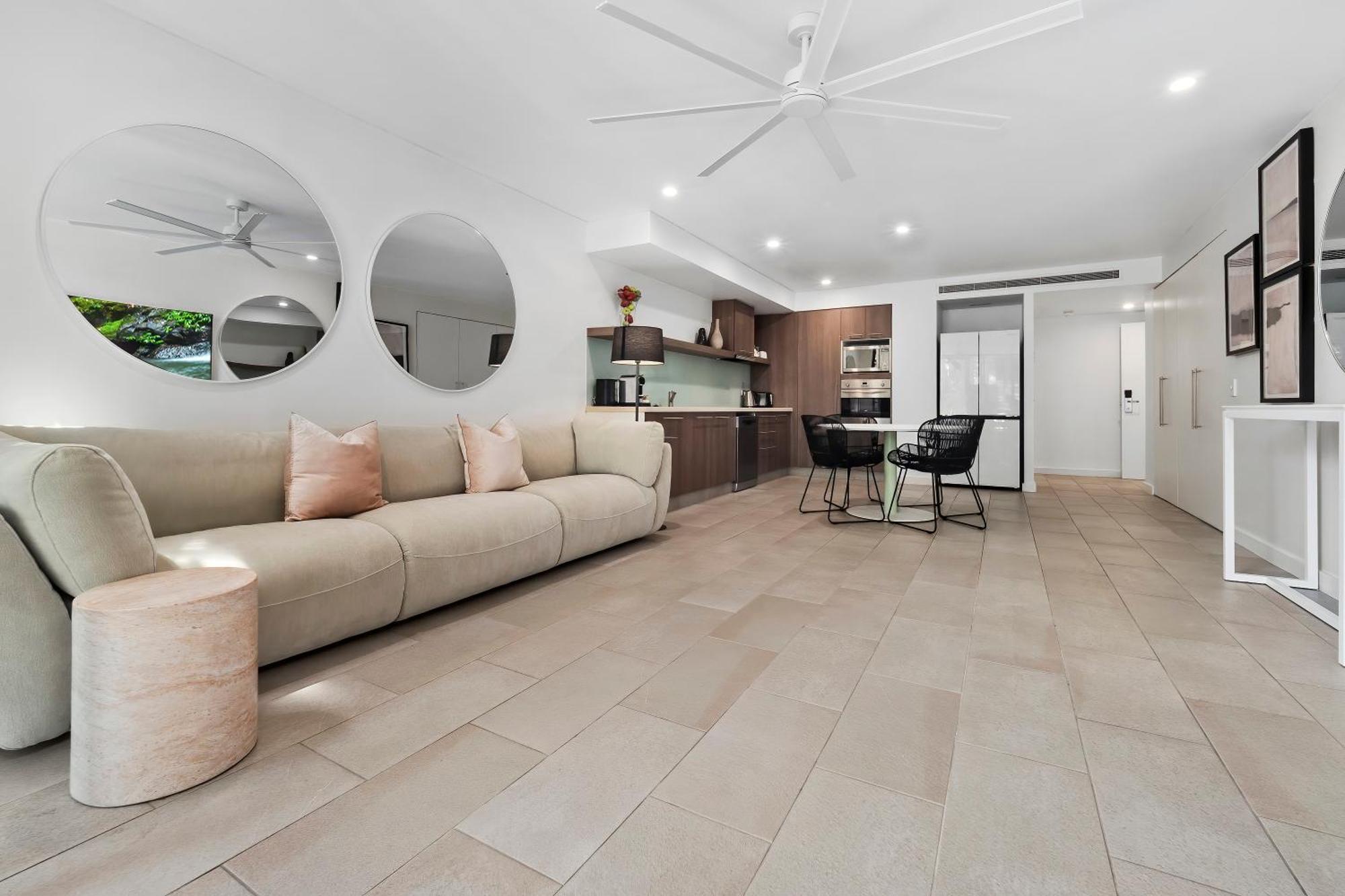 Private Apartments In The Temple Beachfront Resort パーム・コーブ 部屋 写真